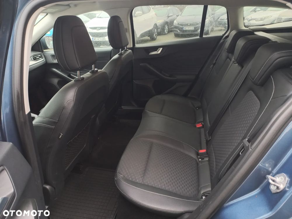 Ford Focus - 19