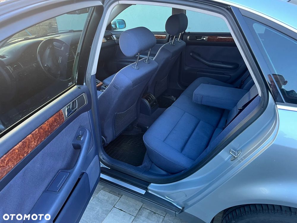Audi A6 Limousine 2.8 Quattro - 6