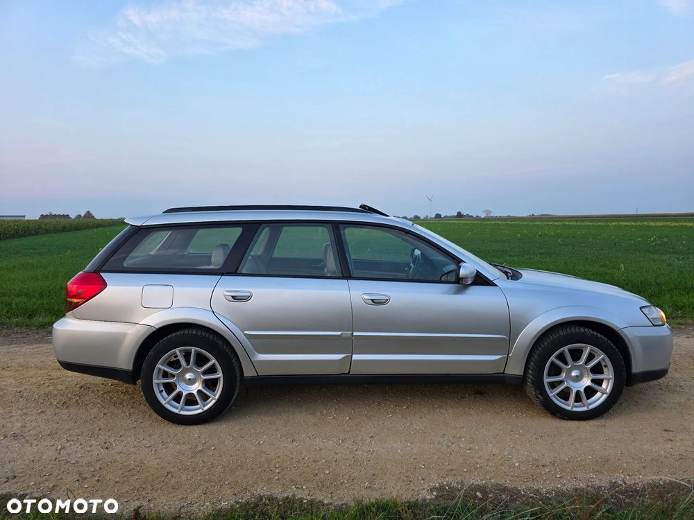 Subaru Outback - 6