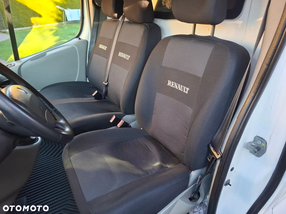 Renault TRAFIC - 8