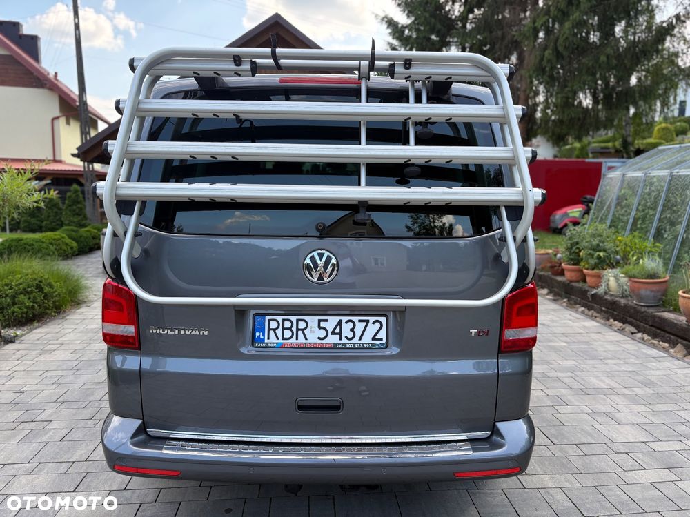 Volkswagen Multivan - 16