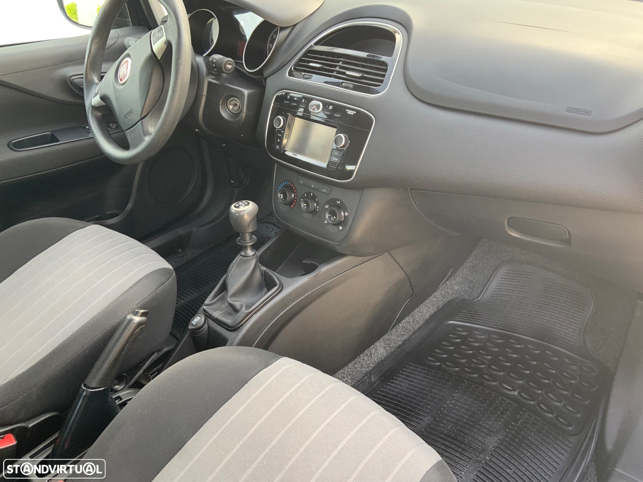 Fiat Punto 1.2 Lounge Start&Stop - 9