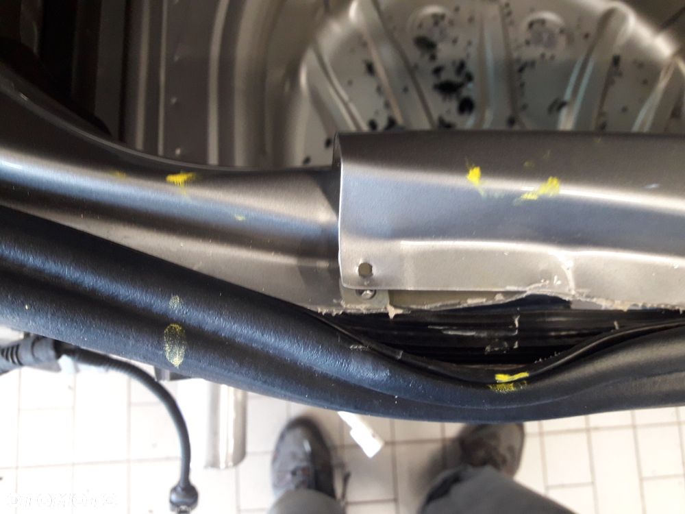 Volkswagen up! 1.0 TSI GTI - 39