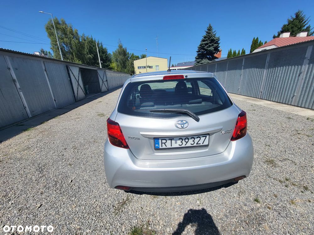 Toyota Yaris 1.33 Active - 8