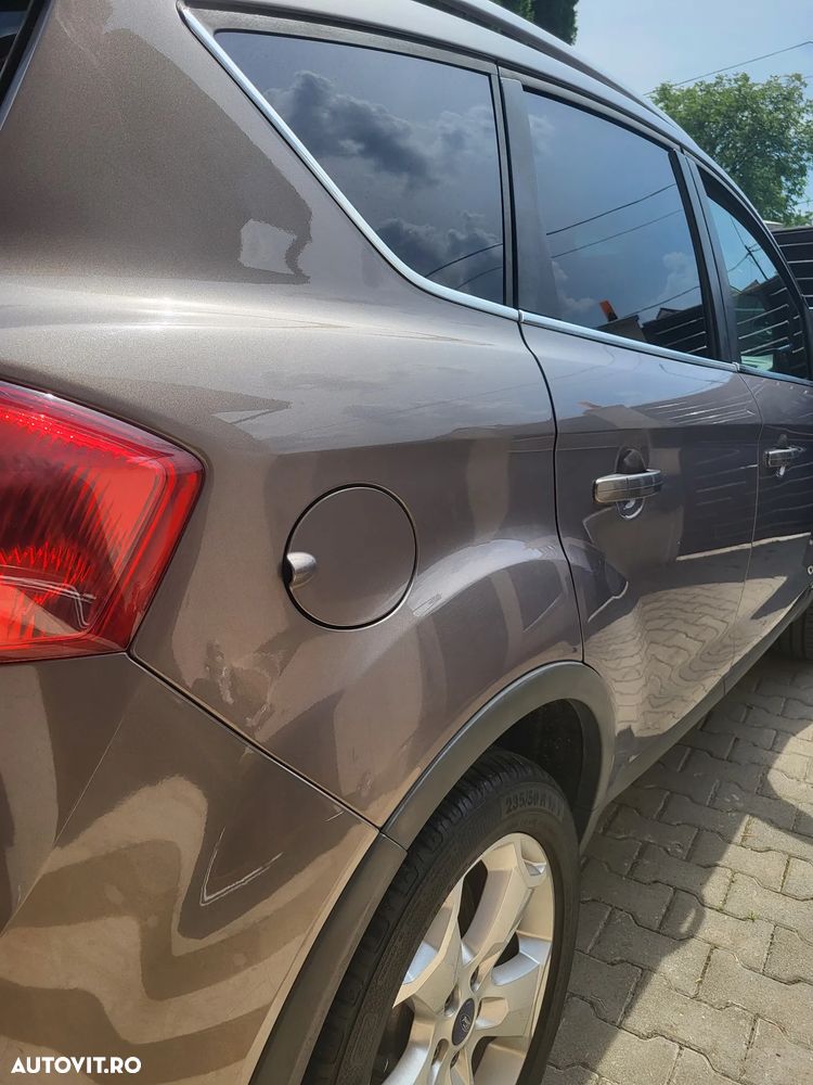 Ford Kuga - 13