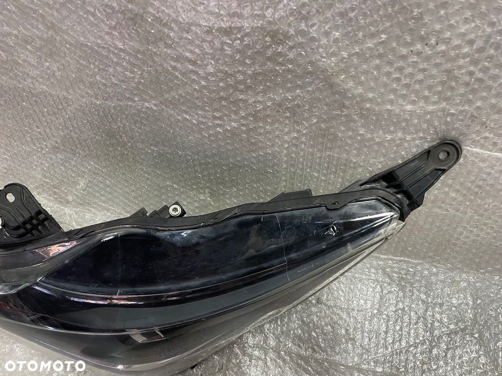 LAMPA PRZÓD PRAWA SOCZEWKA LED H7 LED TOYOTA AYGO II - 7