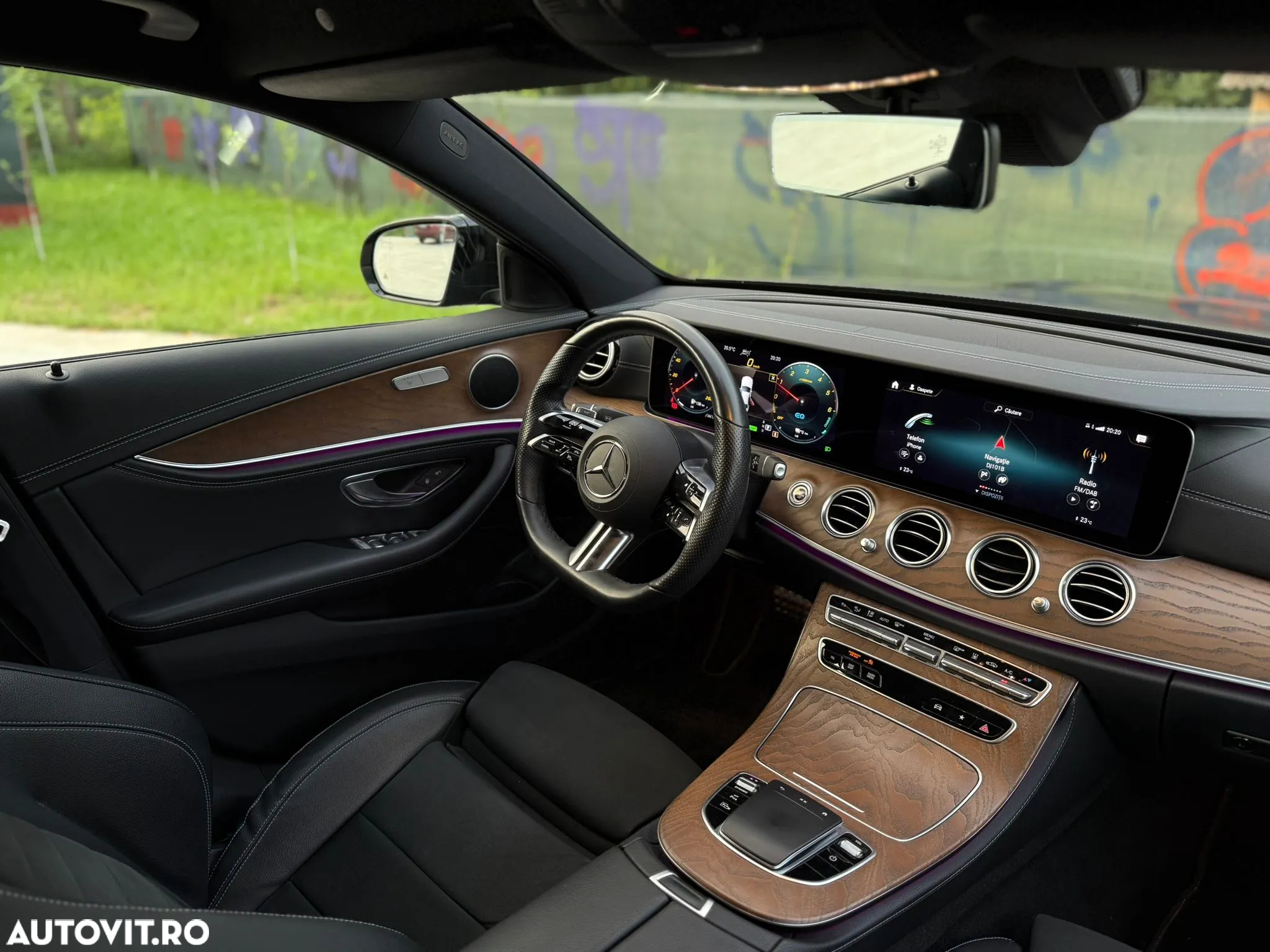 Mercedes-Benz E - 24