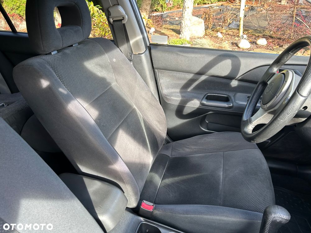 Mitsubishi Lancer 1.6 Sport - 26