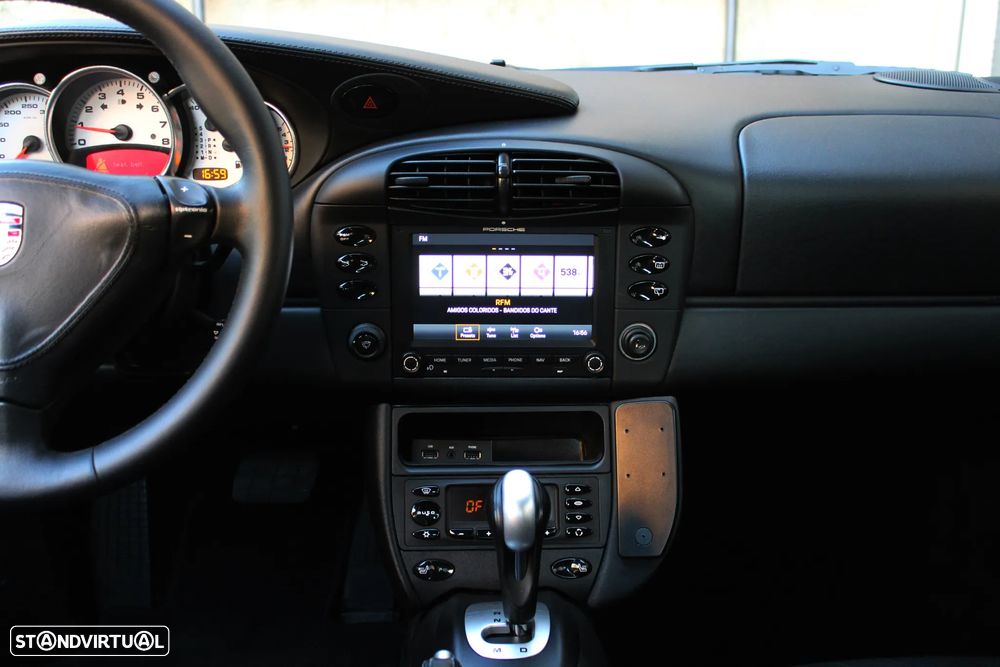 Porsche 911 (996) - 18