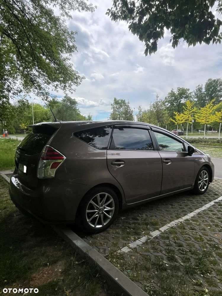 Toyota Prius+ (Hybrid) Comfort - 4