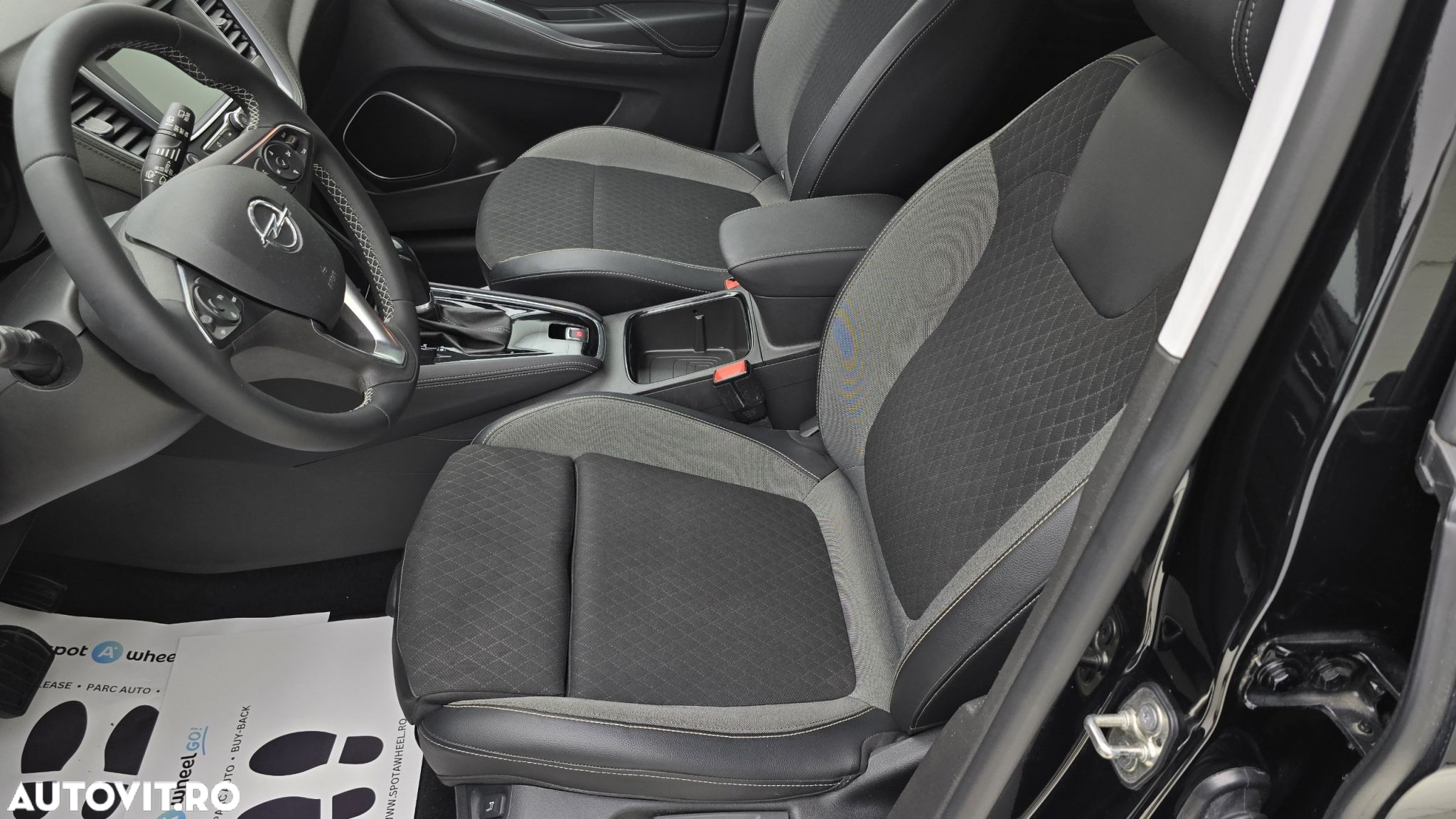Opel Grandland X 1.5 START/STOP AT8 GS Line - 12