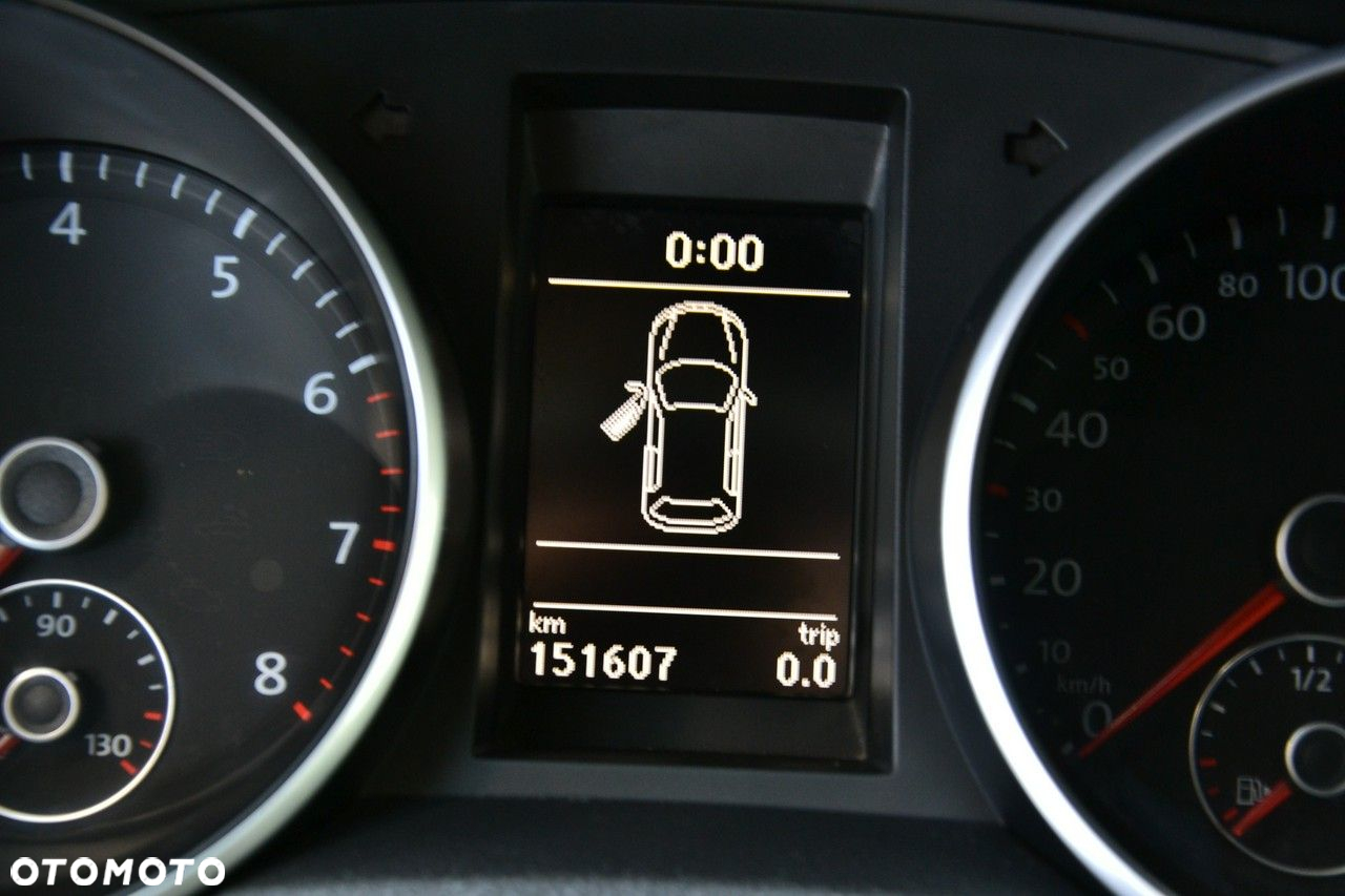 Volkswagen Golf - 16