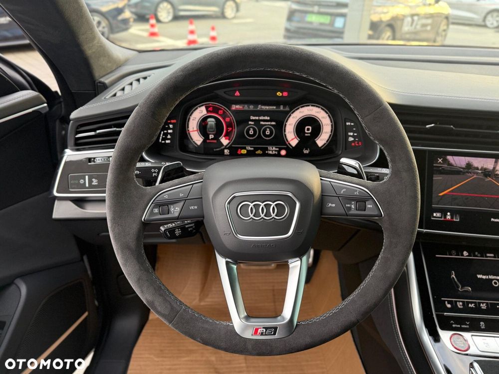 Audi RS Q8 - 21