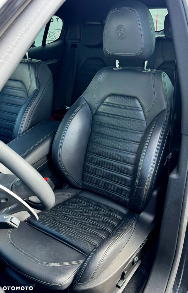 Alfa Romeo Stelvio 2.0 Turbo Executive Q4 - 19