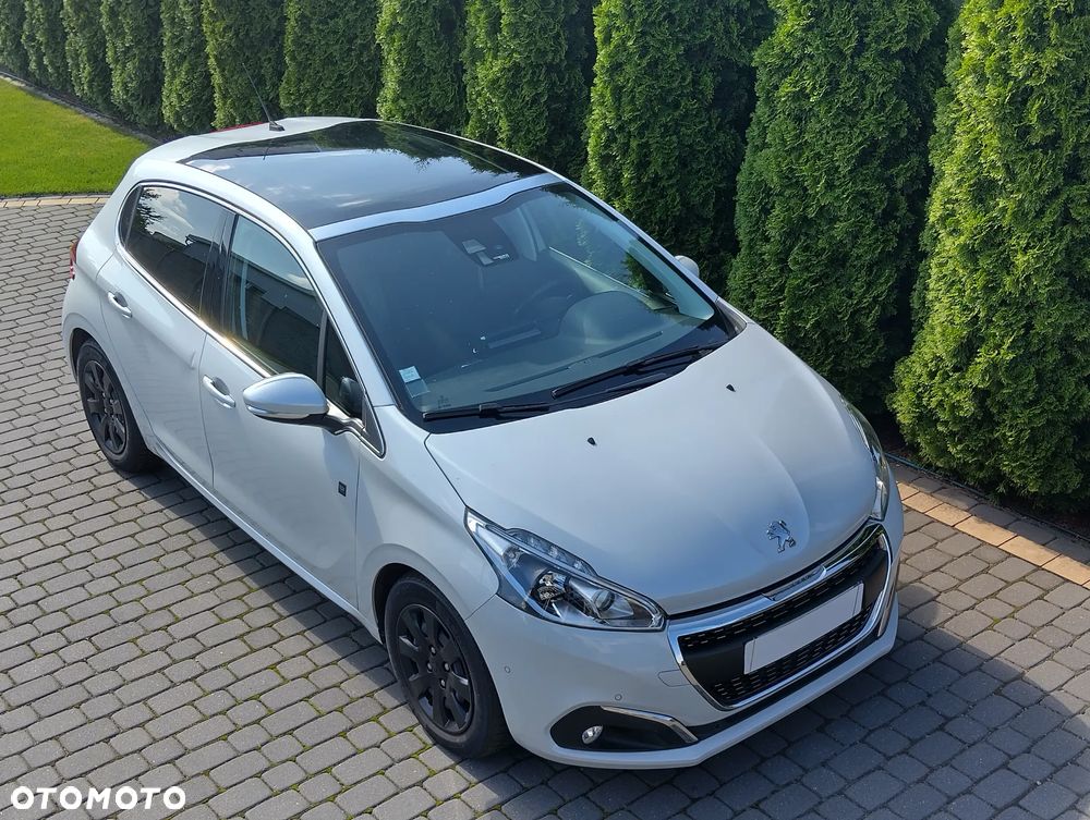 Peugeot 208 PureTech 82 Start & Stop Tech Edition - 12