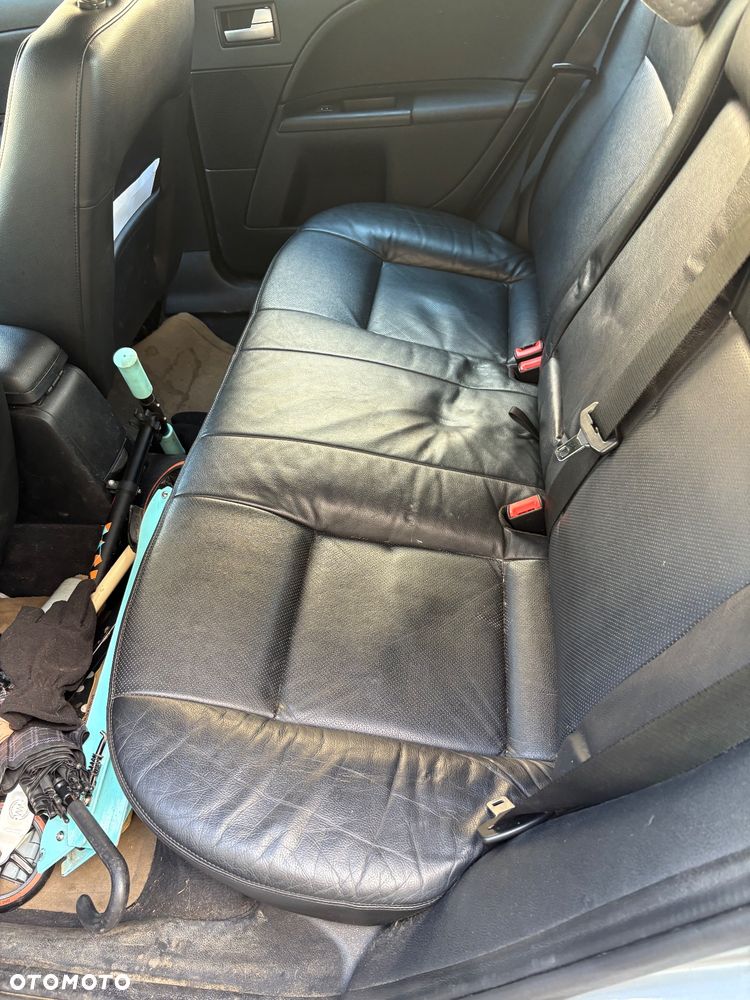 Ford Mondeo 2.0 Trend - 9