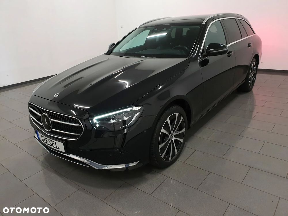 Mercedes-Benz Klasa E 300 de 4Matic 9G-TRONIC AMG Line - 1