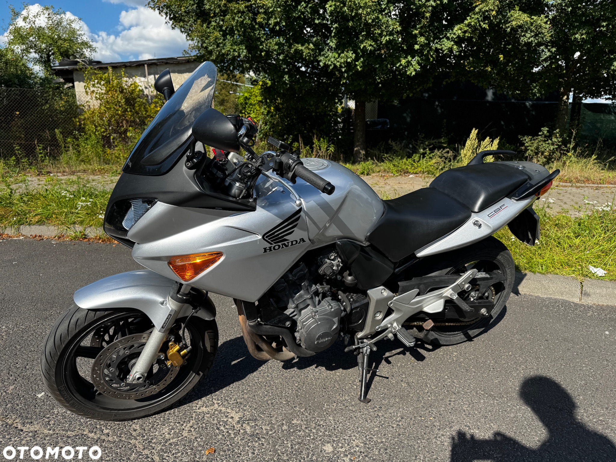 Honda CBF - 2