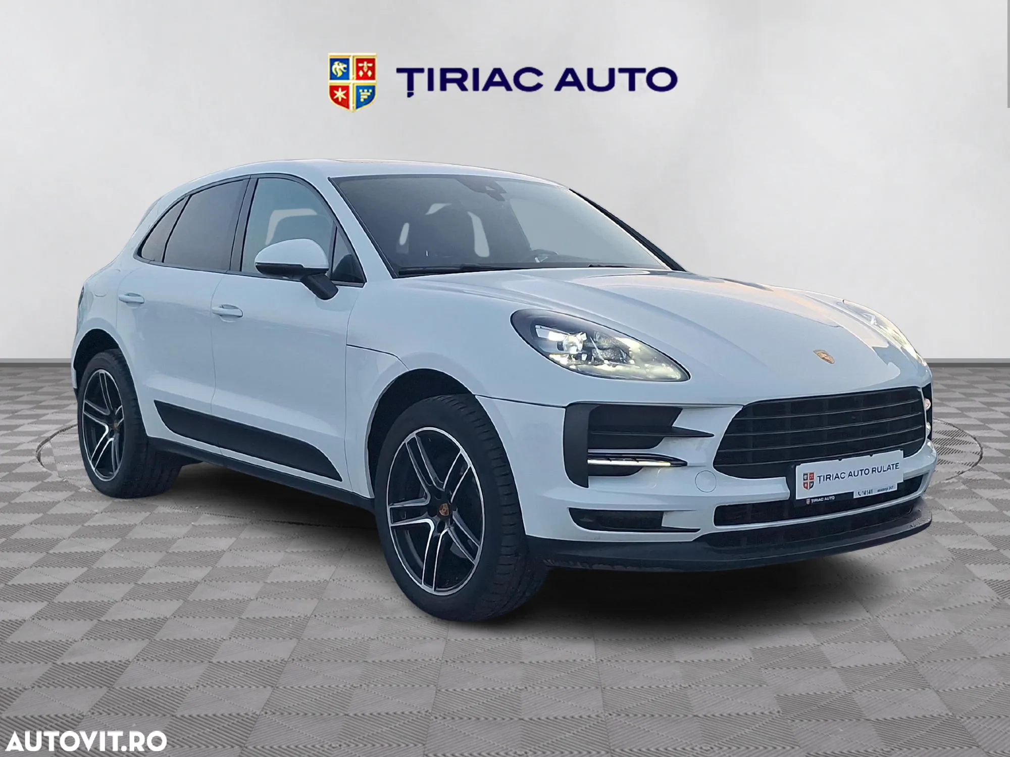 Porsche Macan - 8
