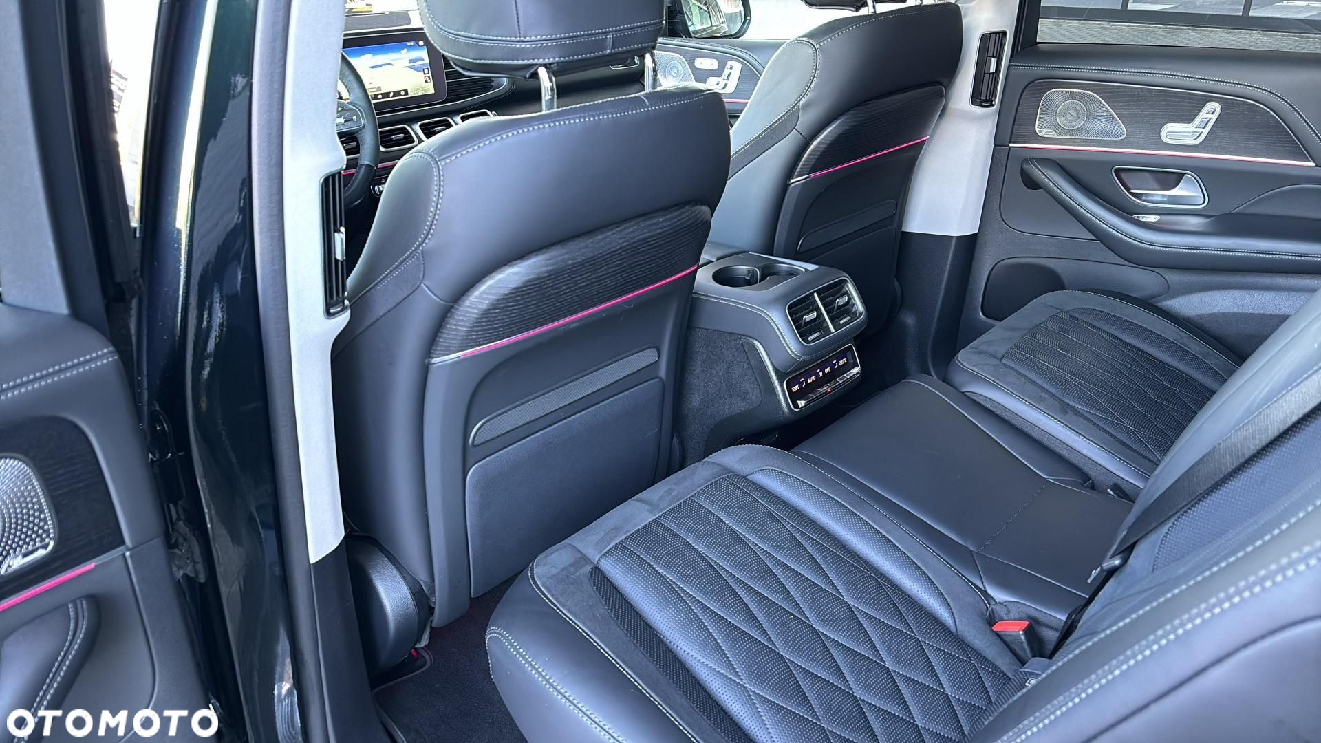 Mercedes-Benz GLE - 19