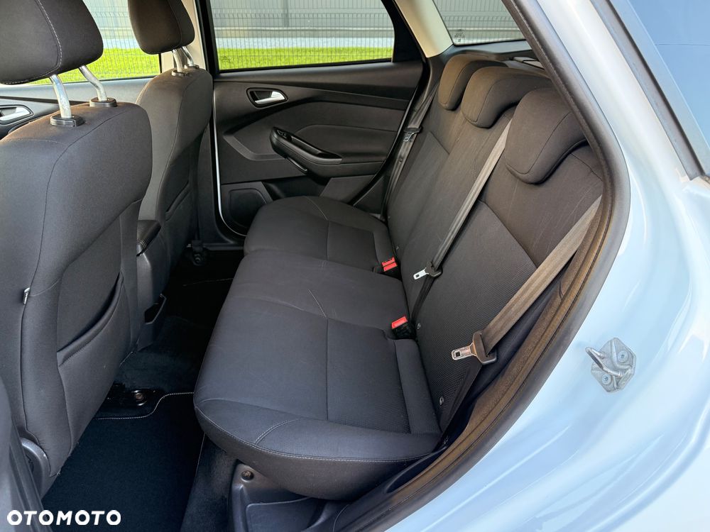 Ford Focus 1.6 Titanium - 28