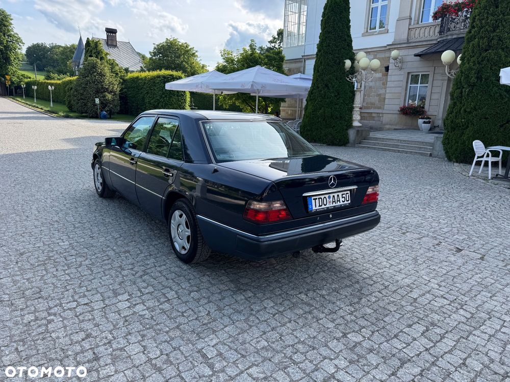Mercedes-Benz Klasa E 220 - 8