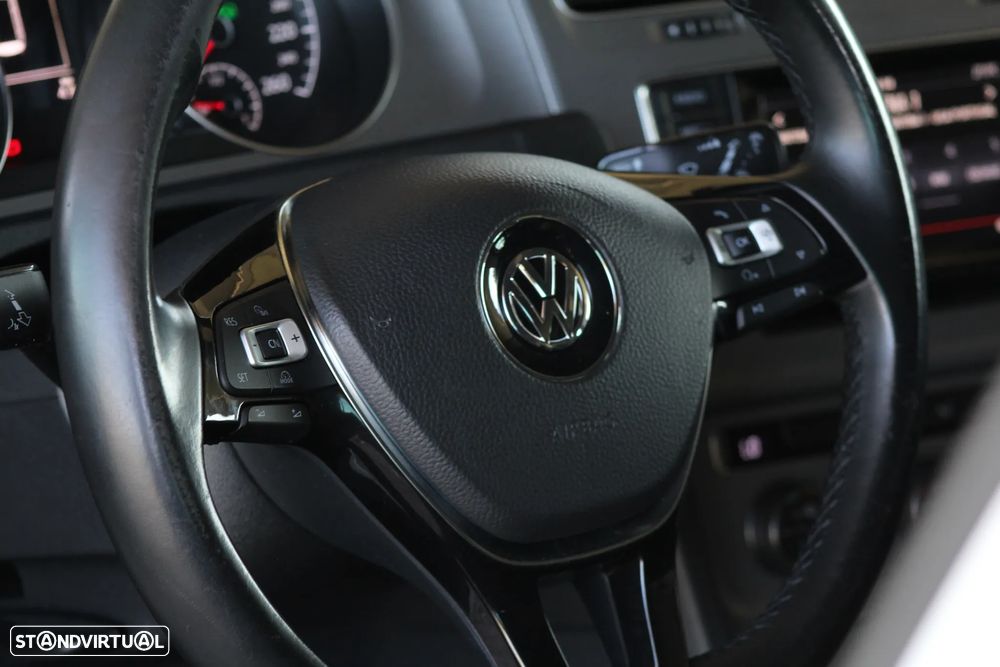 VW Golf Variant 1.6 TDi Sportline DSG - 28