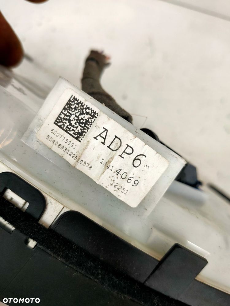 licznik opel zafira c 13414069 uk - 3