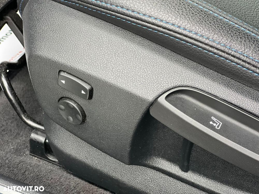 BMW Seria 2 218i AT - 10