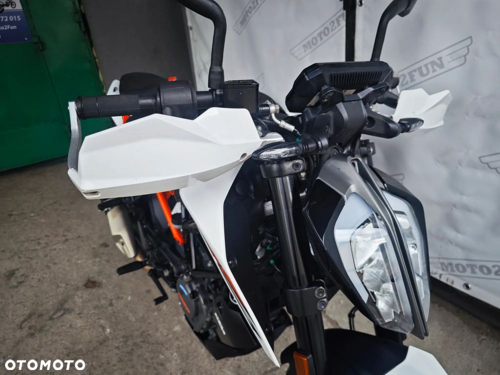 KTM Duke 125 - 8