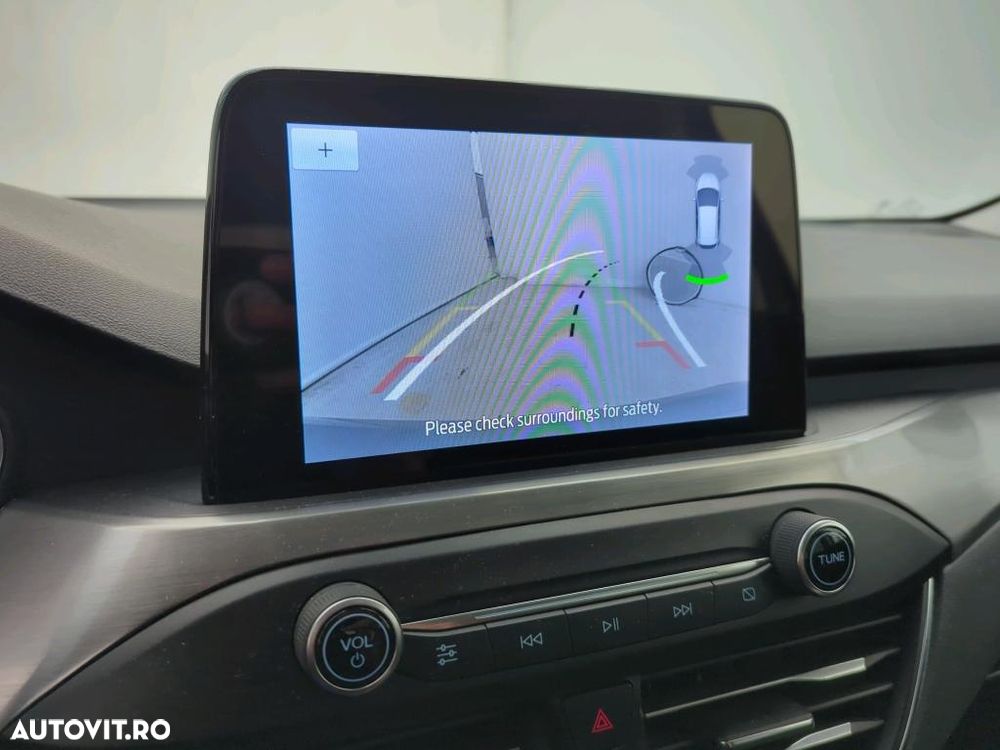 Ford Focus 1.0 EcoBoost Titanium - 12