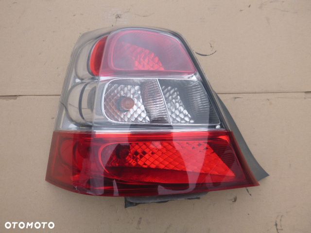 LAMPA LEWY TYŁ LEWA TYLNA HONDA CIVIC VII 5D LIFT HB - 1