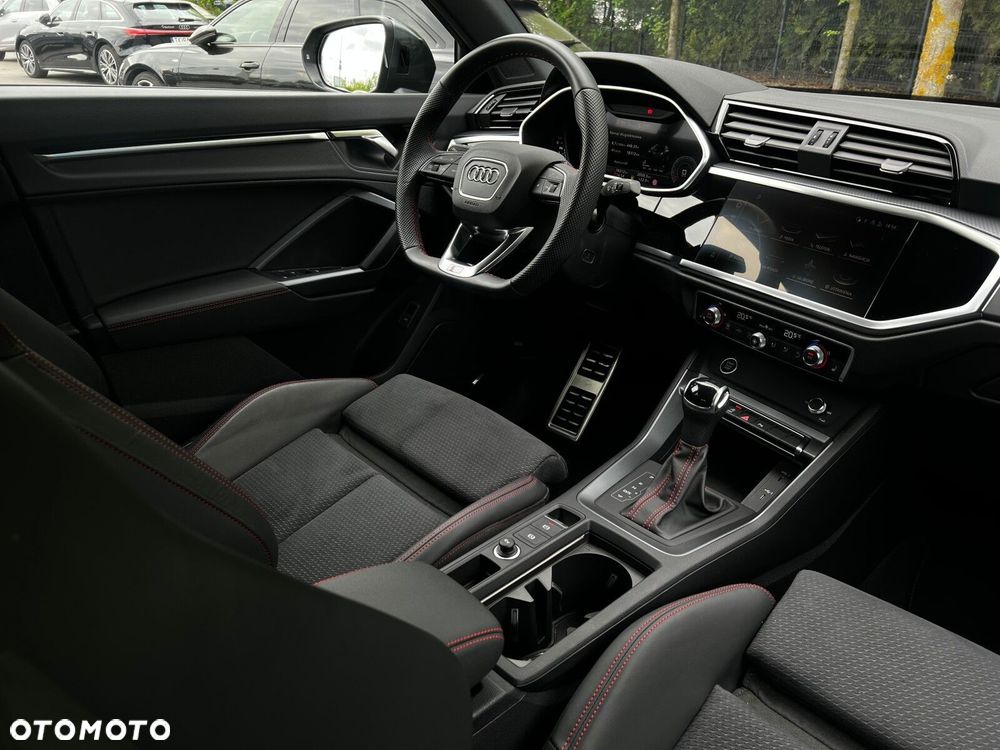 Audi Q3 - 12