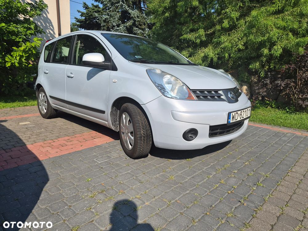 Nissan Note 1.6 Tekna - 1