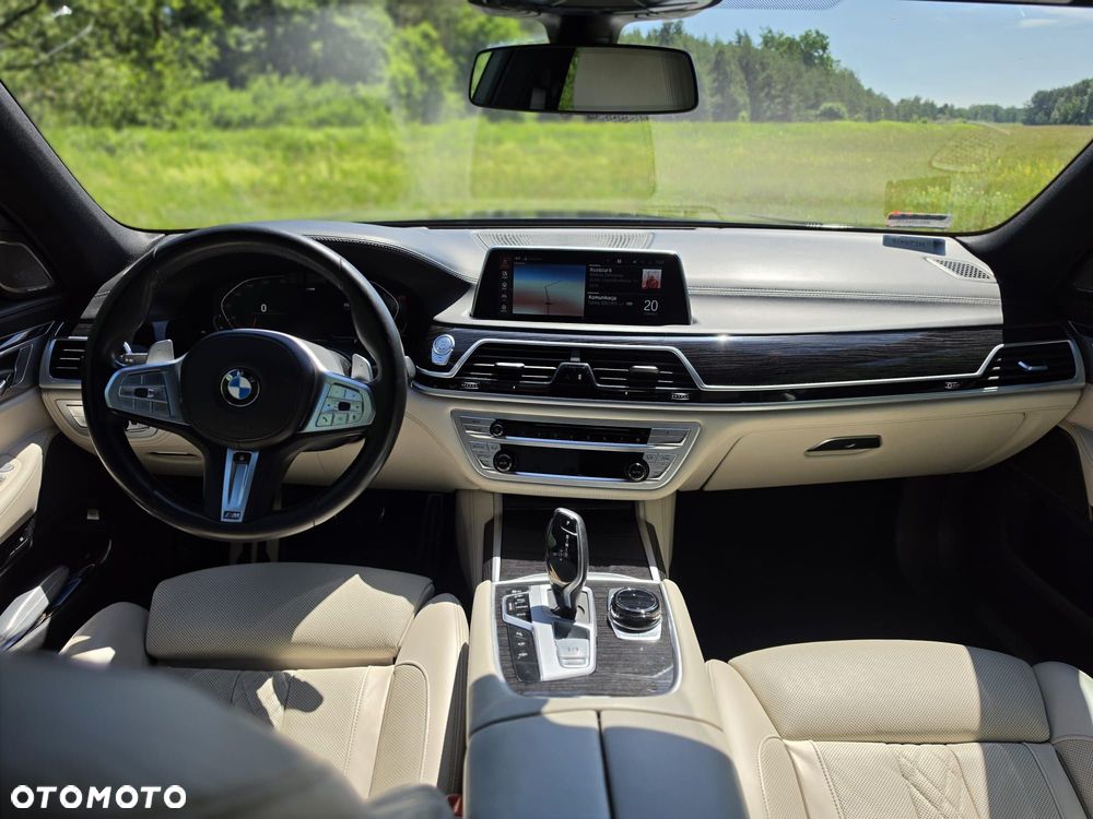 BMW Seria 7 750Ld xDrive sport - 13
