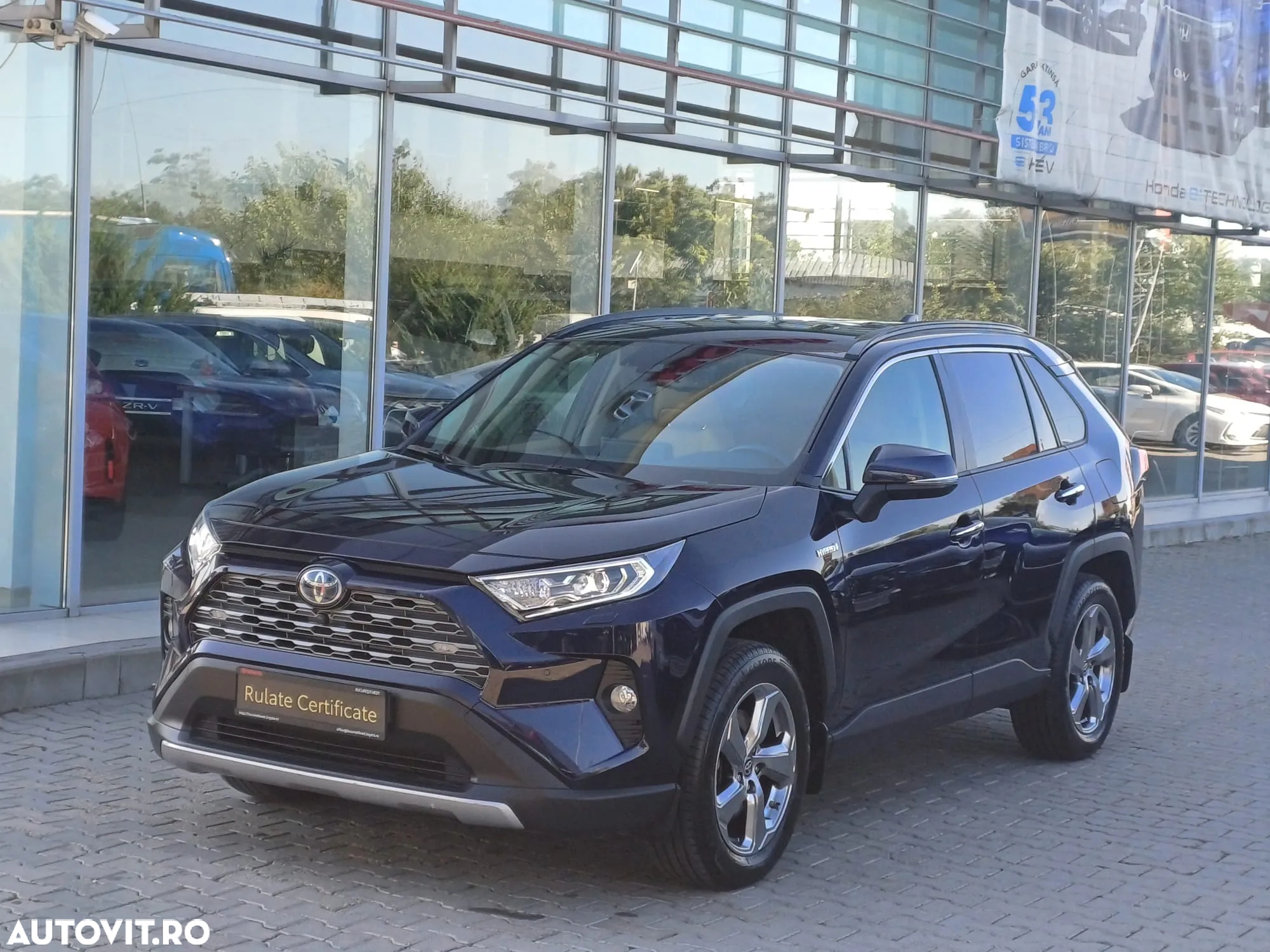 Toyota RAV4 2.5 Hybrid VVT-iE 4x4 Luxury - 2