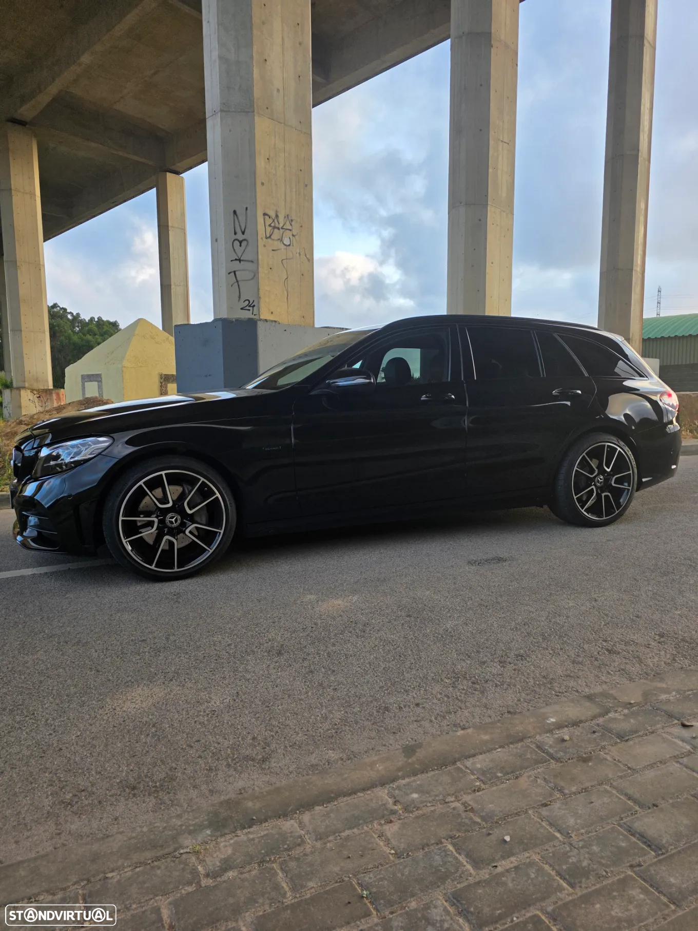 Mercedes-Benz C 300 de AMG Line - 2