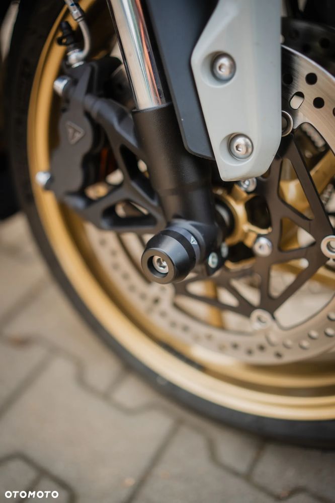 Triumph Trident - 14