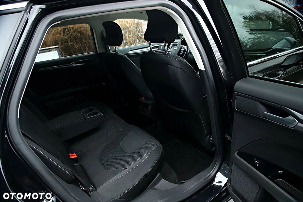 Ford Mondeo 2.0 EcoBlue Titanium - 27