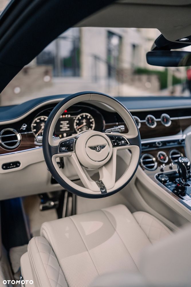 Bentley Continental GT New - 9