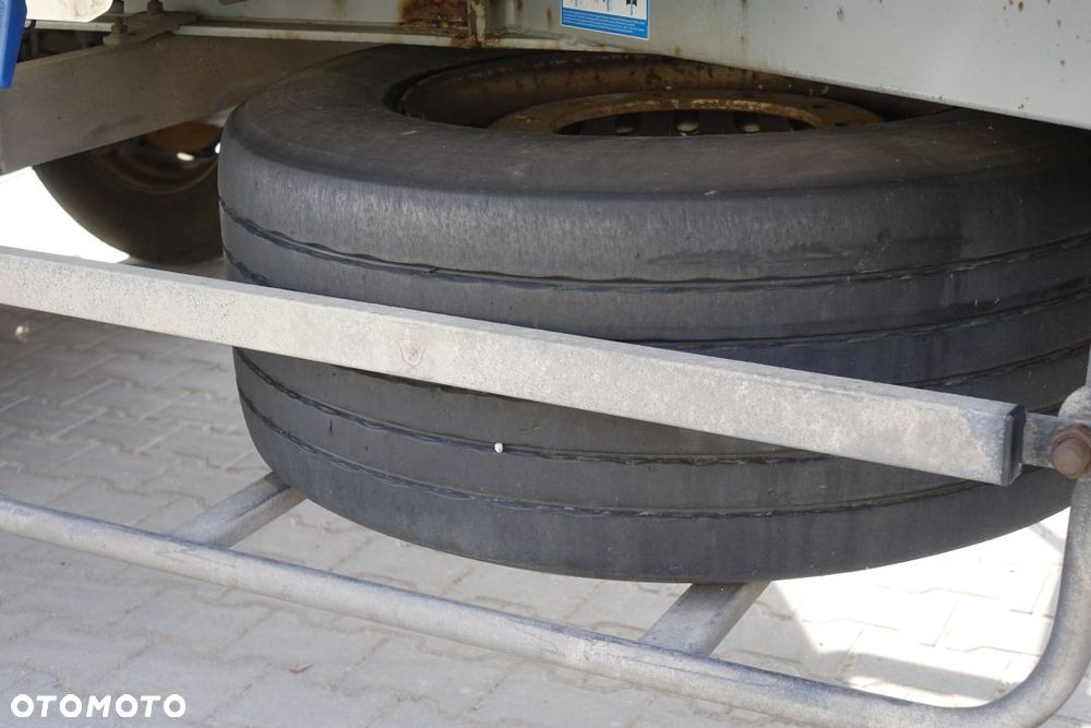 Chereau CHŁODNIA / CARRIER MAXIMA 1300 / OSIE BPW / OŚ PODNOSZONA / KOSZ NA  KOŁO ZAPASOWE - 24