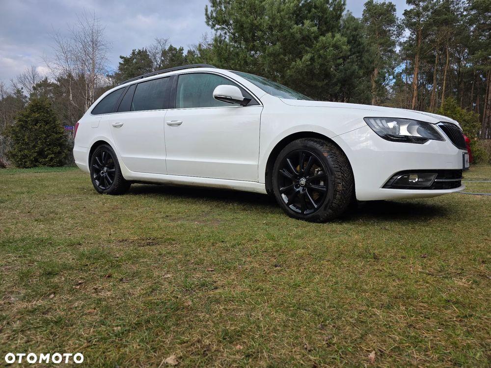 Skoda Superb 2.0 TDI 4x4 Ambition DSG - 5
