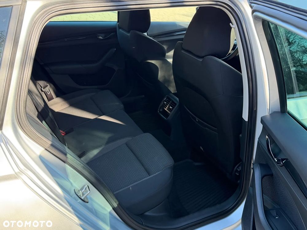 Skoda Octavia 1.5 TSI GPF ACT Style - 8