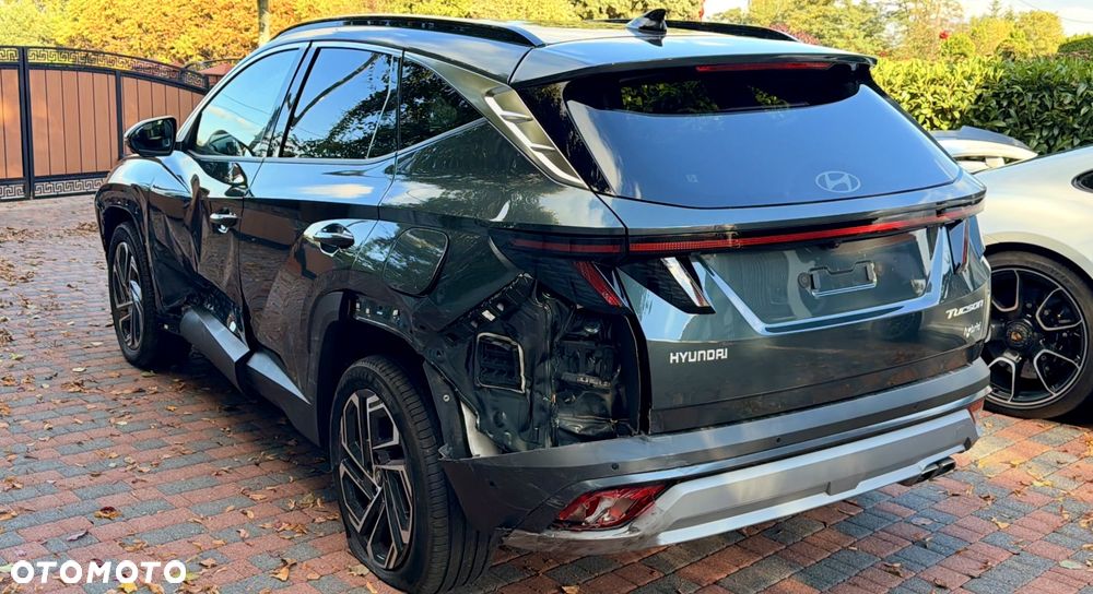 Hyundai Tucson - 4