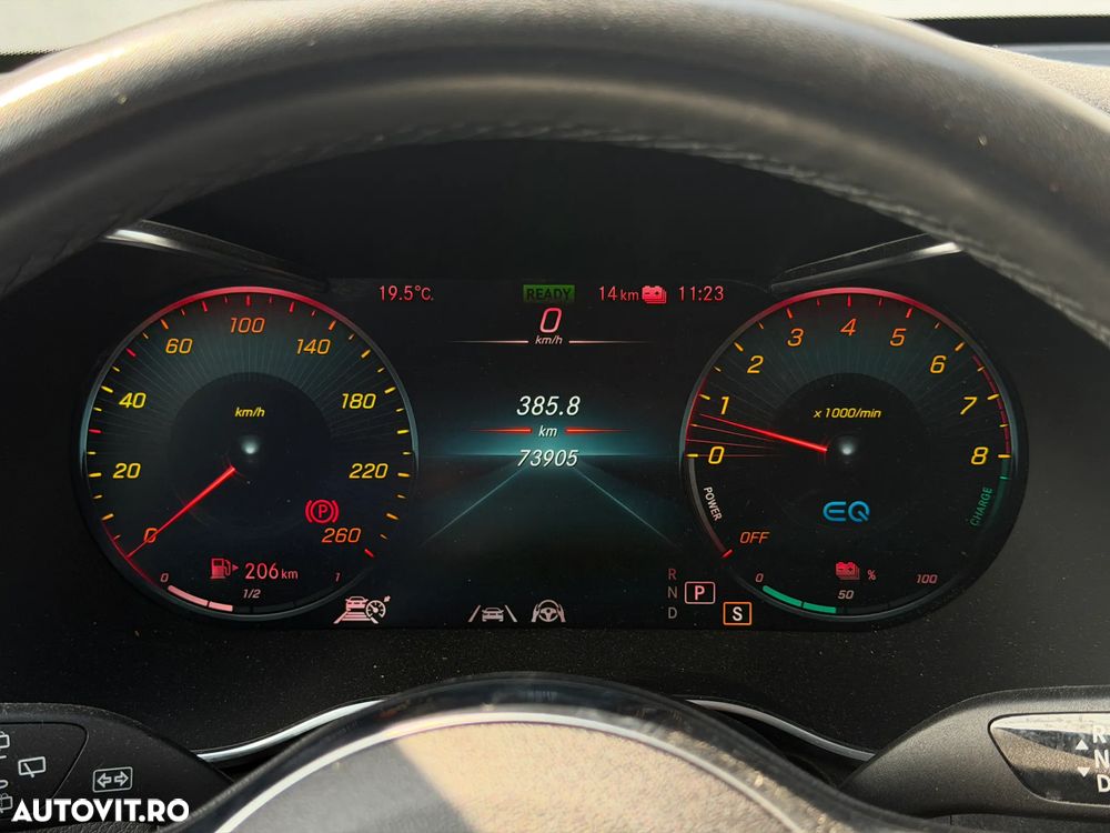 Mercedes-Benz GLC 300 e 4MATIC - 18