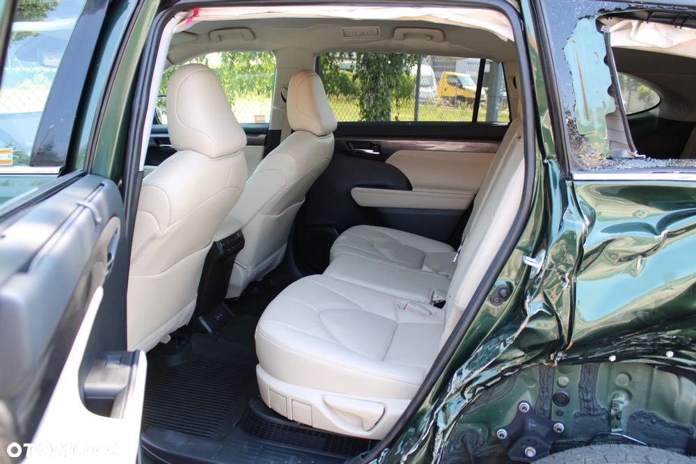 Toyota Highlander 2.5 Hybrid Executive - 15
