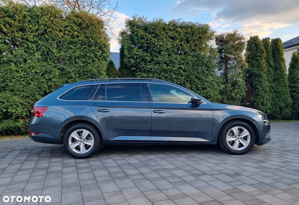 Skoda Superb 1.6 TDI DSG Style - 23