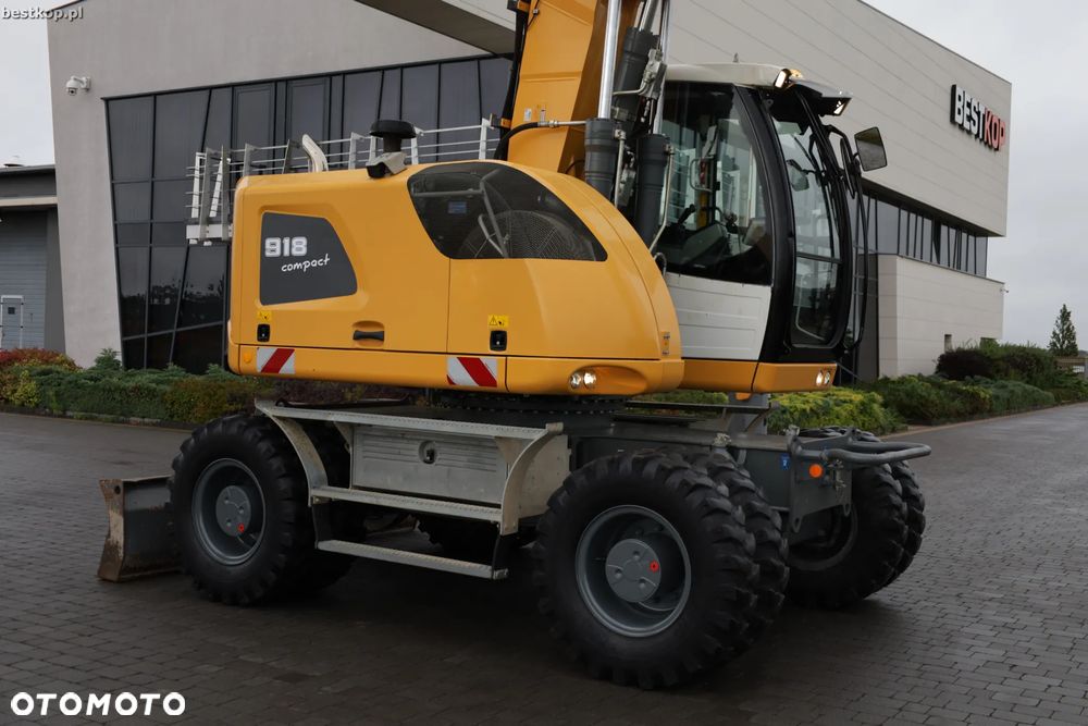 Liebherr A918 Compact - 4