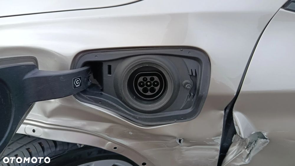 BMW X1 xDrive25e Advantage - 22