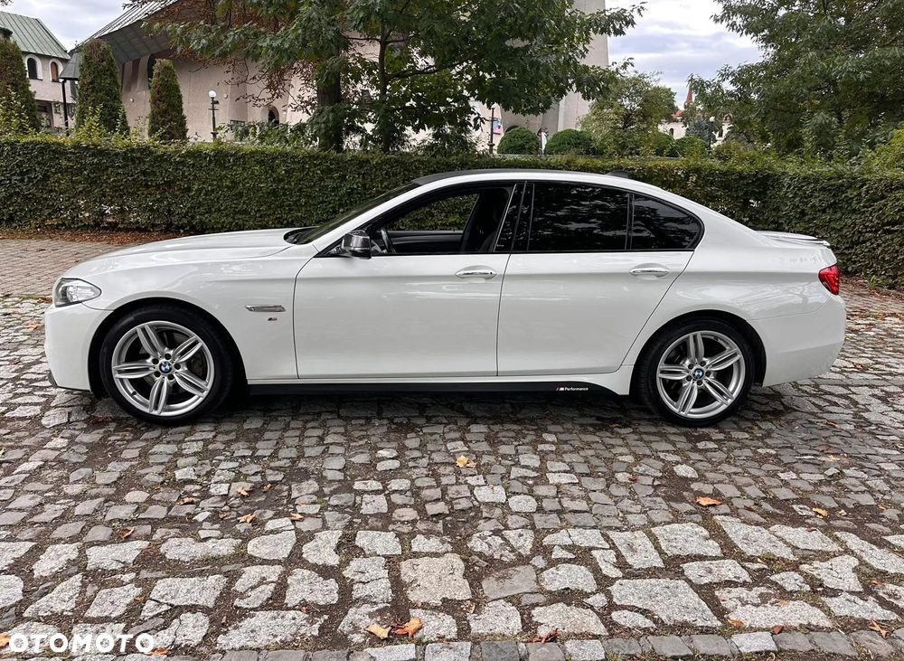 BMW Seria 5 525d xDrive Modern Line - 14